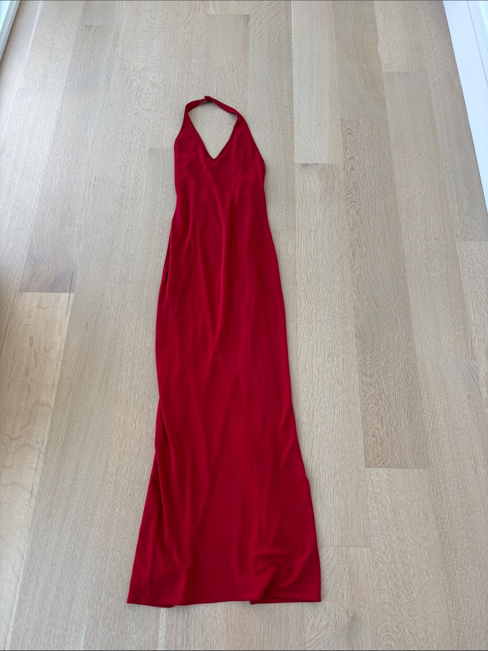 Pamela Dennis Red Halter Neck gown size 4 Bergdorf Goodman tag